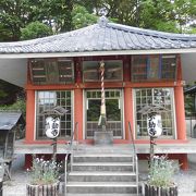 撫子寺というより枝垂れ梅の名所