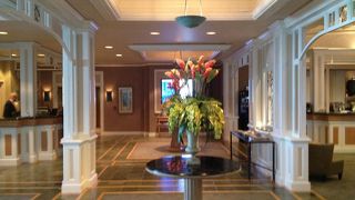 内装が豪華なデルタラウンジ