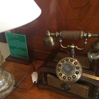 コロニアル調の調度品