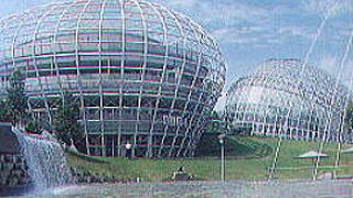 熱帯植物園があります