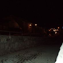 中央の倉庫が木造煉瓦造り２階建ての旧篠田倉庫