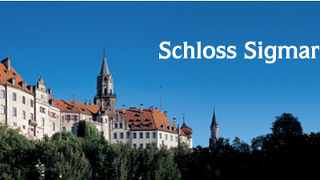 ジクマリンゲン城はドナウ川を見下ろす高台に重々しく、聳え立つ