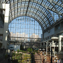 アトリウム内部