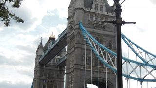 北東のオープンカフェから見るのがおススメです。