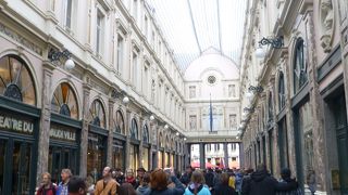 伝統のアーケード街