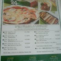 24時間営業のレストランはテイクアウトもできる