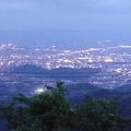 熊本市内と島原湾を一望出来る標高665mの金峰山 山頂の景色と夜景