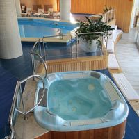 ジャグジーとプール