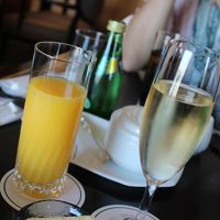 どの時間でもラウンジでアルコールが頂けます