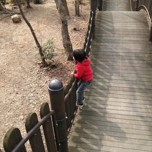 子ども向けの遊具