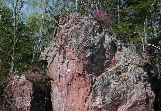 ロッククライミングの名所？