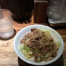 250円のミニ丼