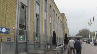 世界遺産の旧市街へ