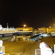 フェリーから見たターミナル