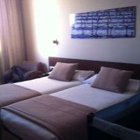 広々とした部屋です。