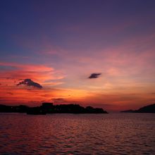 ウォーターフロントから見た夕景