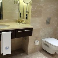 洗面台は大きく使いやすい