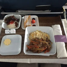 今回の機内食はうまかった！