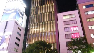 ４階にはカフェもあります