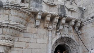 ここでジェロニモス修道院との共通券を買うと、ジェロニモス修道院で並ばなくてすみます。