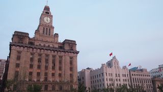 アジアのビッグベン！外灘の風景を作り出す、美しい建物です。