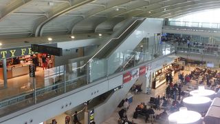 コンパクトな空港です。