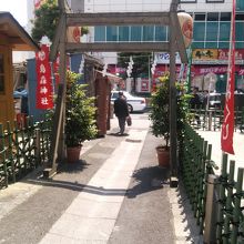 新橋の烏森神社