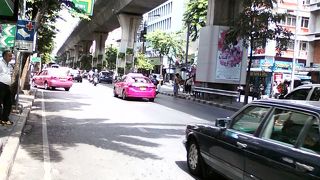 バンコク一の繁華街の通り
