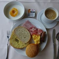 ある日の朝食メニューです。