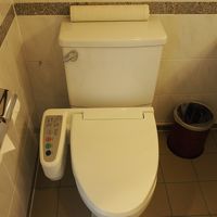 トイレはウォシュレット付き
