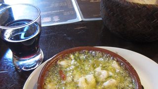 マドリッドのエビ専門バル