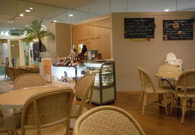 Ｔ/Ｃカフェ　クレド４階