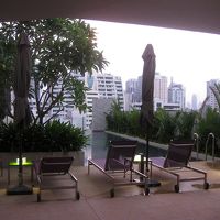 プールは小さなものでしたが、やっぱりお洒落でした