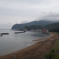 ホテル前の海岸