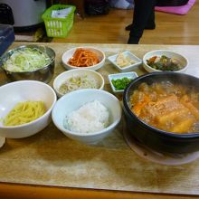 韓国式どじょう鍋「チュオタン」一式