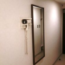 ドライヤーは立って。。。