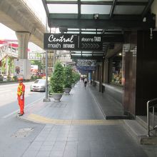 セントラルフードホール (セントラル チットロム内)