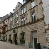 全然ホテルに見えないので気を付けてないと通り過ぎます