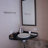 隅にある洗面台