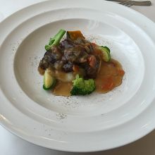 牛タンの煮込み