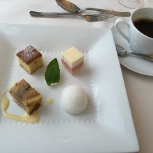 デザート盛り合わせ