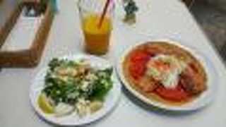 カフェ プルメリア