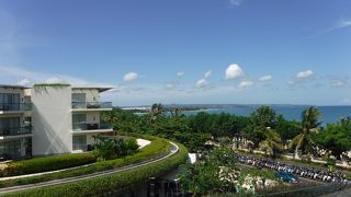 綺麗なショッピングセンター