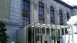 歴史的建築と現代建築の融合