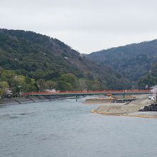 朝霧橋が見えます