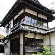 商家「松屋（屋号）」の建物が「江戸城下町の館　勝川家」として一般公開されています