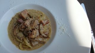 東京タワーを眺めながらの食事