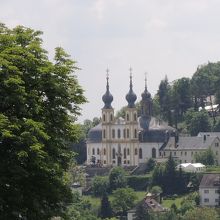 丘の中腹にある巡礼教会ケッペレです