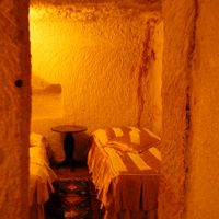 2つめの部屋　シングルベッドが２つ並んでいます。