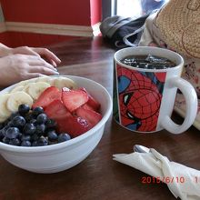 マグカップはアメリカサイズで大きいです